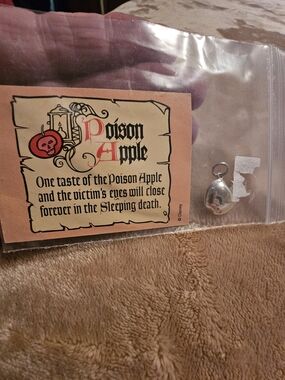 Disney Poison Apple Charm‎ ❤️❤️